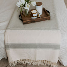 Load image into Gallery viewer, Verano Organic Cotton Throw
